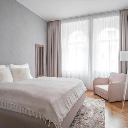 Helen Homestay Prague Palmovka Ngoại thất bức ảnh