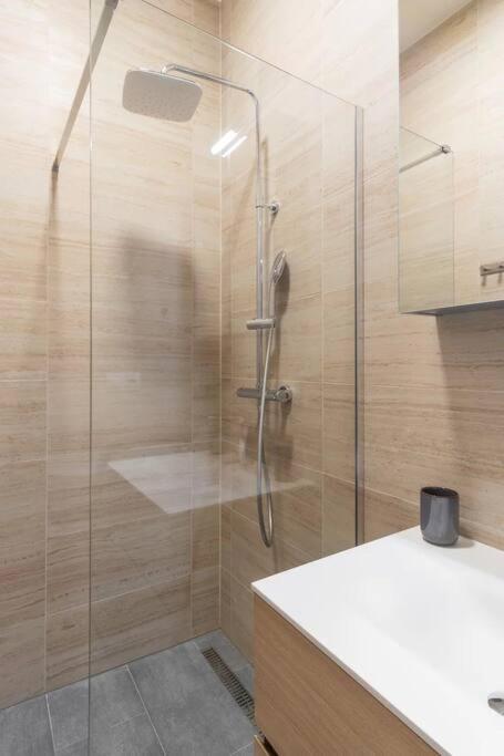 Helen Homestay Prague Palmovka Ngoại thất bức ảnh